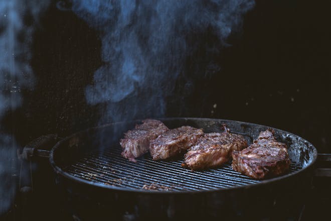 reverse sear steak on grill
